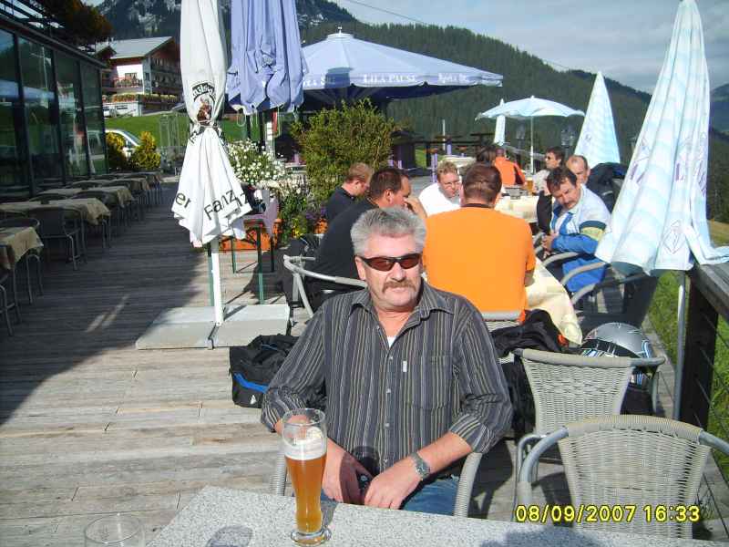 Sonnenterrasse des Hotel Alpenstern